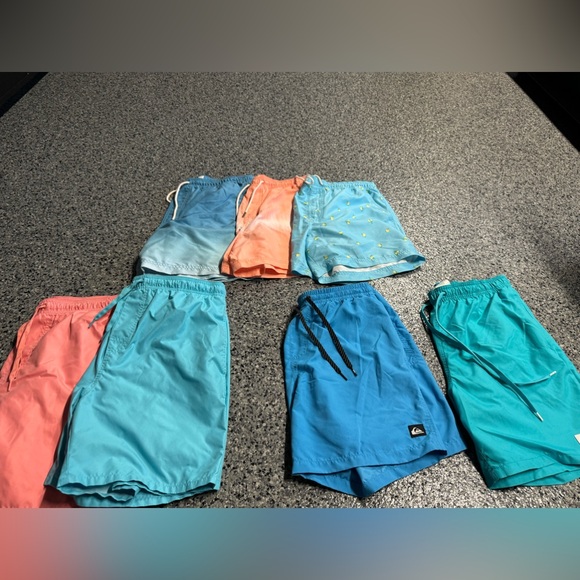 Men’s 7 piece bathing suit package - Picture 2 of 6